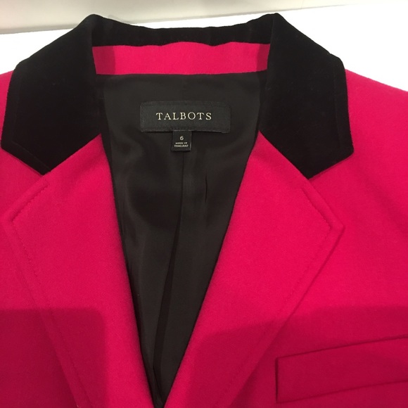 Brand New wool blazer w/velvet collar trim. Size 6 - Picture 3 of 4